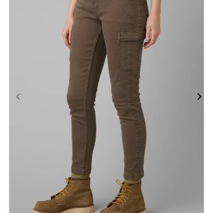 Prana skinny cargo pants in dark gray